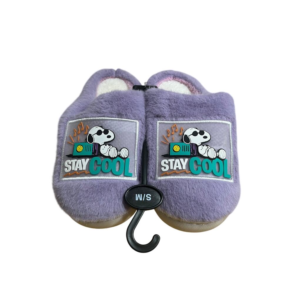 Peanuts Snoopy "Stay Cool" Slippers S/M